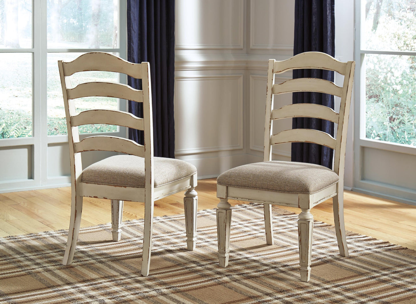 Realyn Dining UPH Side Chair (2/CN)