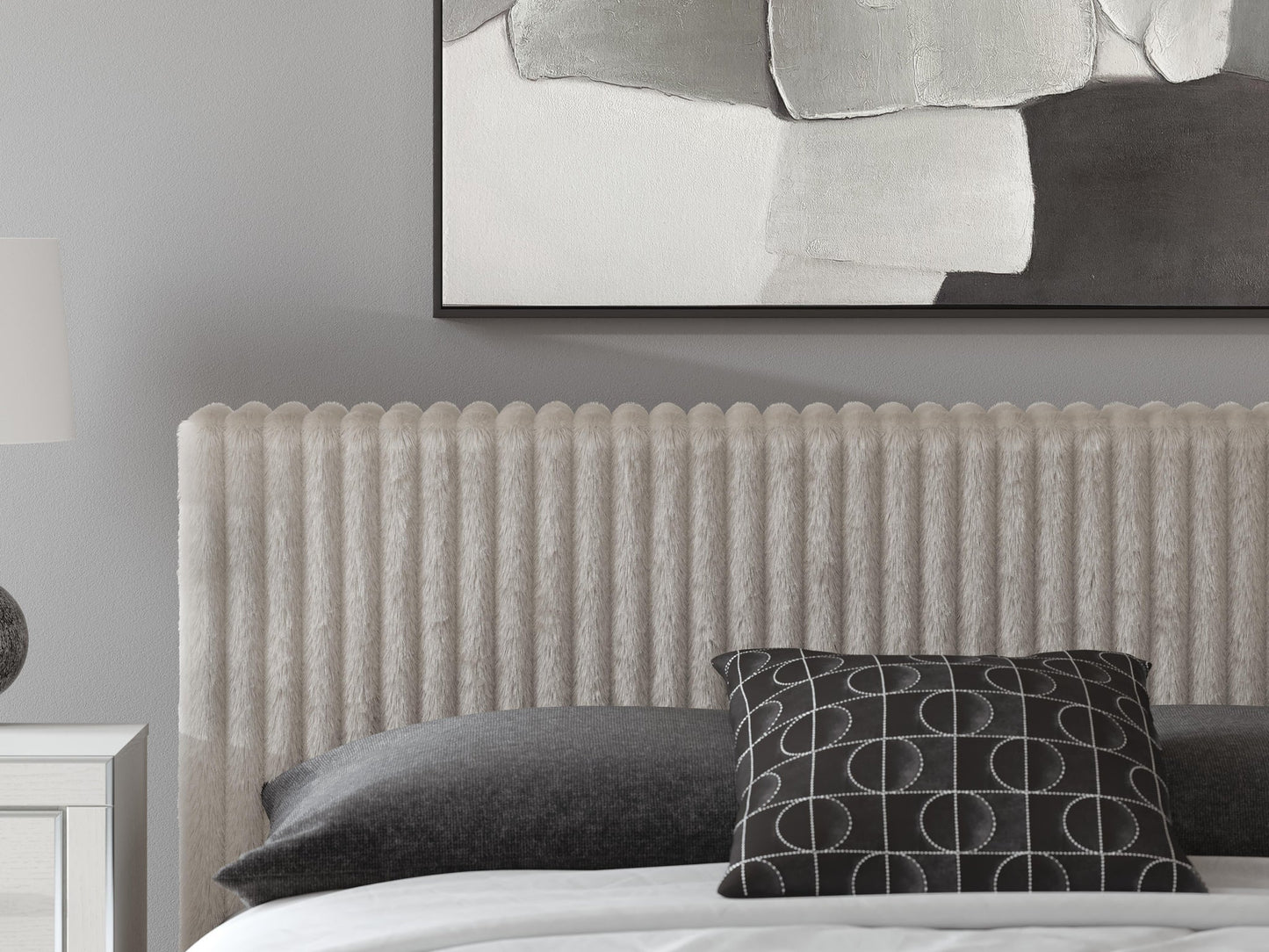 Zuraleus King Upholstered Bed